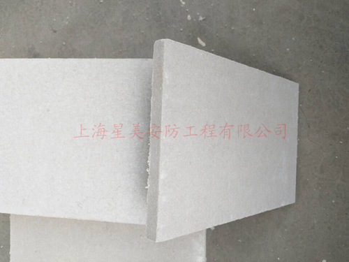 泄爆板